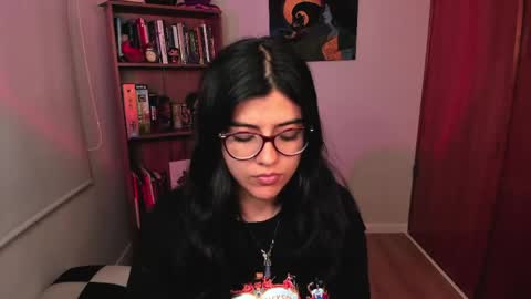 Snapshot of valerie__sky chatting on June 3, 2026, 2:14 am Val online show from June 3, 2026, 2:14 am