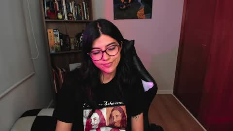 Snapshot of valerie__sky chatting on June 5, 2026, 3:35 am Val online show from June 5, 2026, 3:35 am