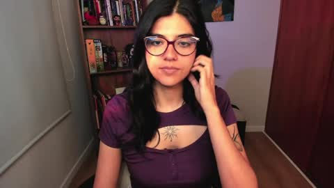 Snapshot of valerie__sky chatting on June 10, 2026, 2:01 am Val online show from June 10, 2026, 2:01 am