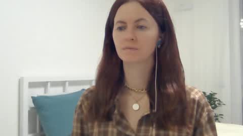 Snapshot of valerie_rose777 chatting on February 28, 2025, 7:03 pm valerie_rose777 online show from February 28, 2025, 7:03 pm