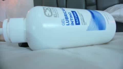 Snapshot of valerie_rouse chatting on February 27, 2025, 12:10 am Valerie online show from February 27, 2025, 12:10 am