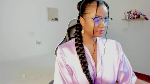 Valerie Blake online show from September 11, 2025, 10:54 pm