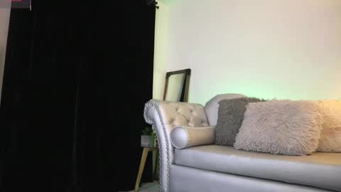 Snapshot of valeriebony chatting on November 3, 2025, 4:25 am Valerie Style3 online show from November 3, 2025, 4:25 am