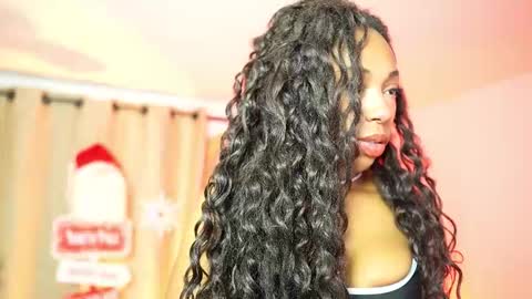 Snapshot of valeriebony chatting on December 18, 2025, 4:18 am Valerie Style3 online show from December 18, 2025, 4:18 am