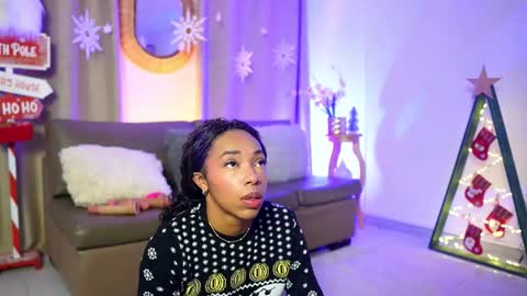 Snapshot of valeriebony chatting on December 22, 2025, 4:09 am Valerie Style3 online show from December 22, 2025, 4:09 am