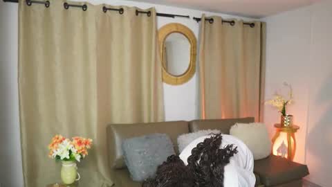 Snapshot of valeriebony chatting on January 15, 2026, 5:12 am Valerie Style3 online show from January 15, 2026, 5:12 am