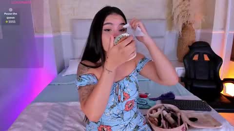 Snapshot of valeriekhaleesi chatting on March 1, 2026, 8:11 pm valeriekhaleesi online show from March 1, 2026, 8:11 pm