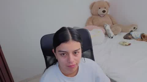 Juli C online show from February 28, 2026, 1:17 am