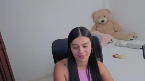 Juli C online show from April 26, 2026, 1:14 am