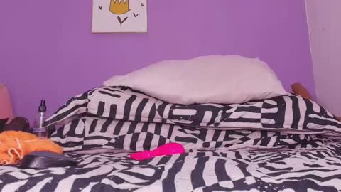 Valeryn online show from February 25, 2025, 6:14 am