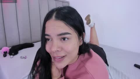 Cris  online show from February 25, 2025, 4:46 am