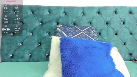 Snapshot of valery_adams13 chatting on September 19, 2025, 12:06 pm valery_adams13 online show from September 19, 2025, 12:06 pm