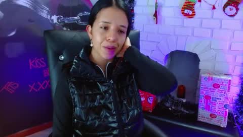 Snapshot of valery_meer_ chatting on December 23, 2024, 11:57 am Valeria online show from December 23, 2024, 11:57 am