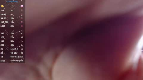 Snapshot of valery_moon19 chatting on June 3, 2026, 6:02 pm valery_moon19 online show from June 3, 2026, 6:02 pm