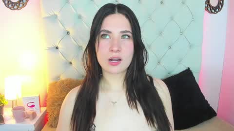 valery online show from December 22, 2024, 4:50 am