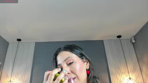 Snapshot of valerynova chatting on March 6, 2025, 11:03 am Carla online show from March 6, 2025, 11:03 am