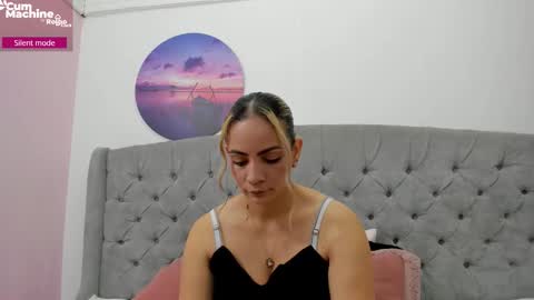 Valesskahall online show from November 17, 2025, 12:11 pm