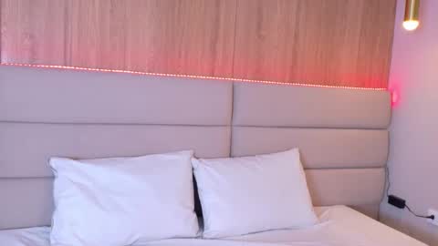 Vale online show from November 20, 2025, 12:27 pm