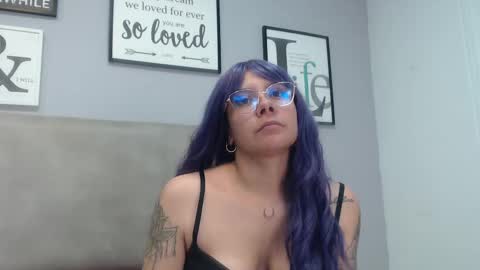 valevicious online show from September 18, 2025, 6:43 pm