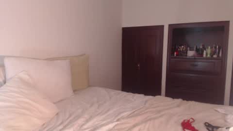 VALIENTE  online show from March 2, 2026, 5:08 am