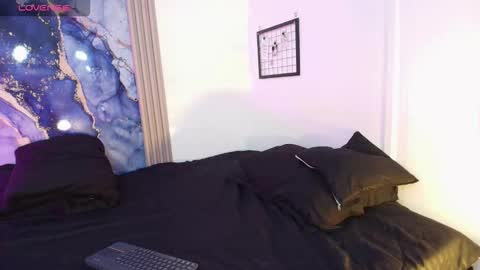 valkiria_09_ online show from November 4, 2025, 3:27 am