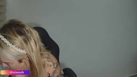 Snapshot of valkyriarose chatting on February 7, 2026, 12:03 am Isis online show from February 7, 2026, 12:03 am