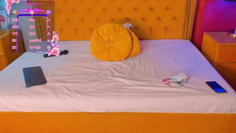 Valerie Val V online show from March 3, 2025, 7:54 am