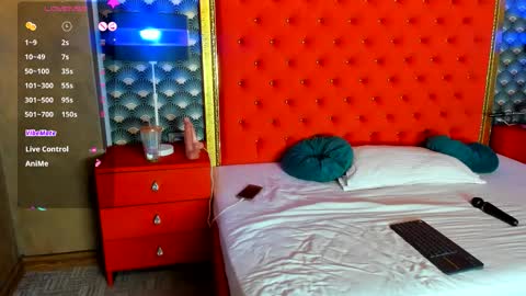 Valerie Val V online show from November 13, 2025, 4:11 am