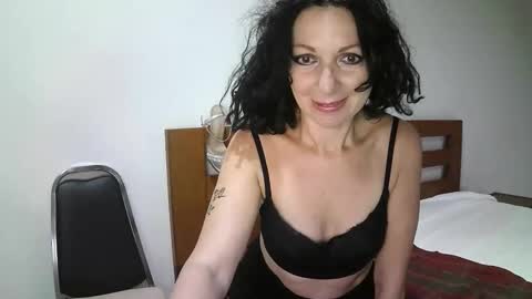 ValleriWind online show from January 17, 2026, 11:52 pm