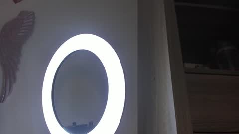 Snapshot of valloletsamar chatting on January 14, 2025, 12:03 pm Vallolet Peach online show from January 14, 2025, 12:03 pm