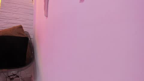 Snapshot of valloletsamar chatting on January 19, 2025, 11:12 am Vallolet Peach online show from January 19, 2025, 11:12 am