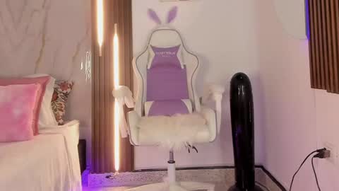 Snapshot of valloletsamar chatting on September 14, 2025, 12:04 pm Vallolet Peach online show from September 14, 2025, 12:04 pm