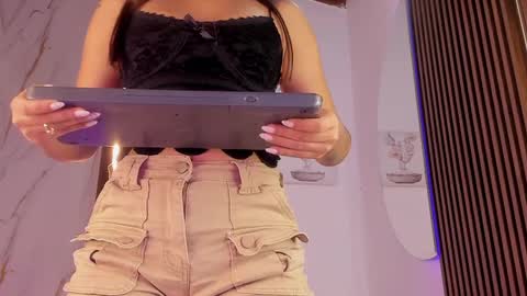 Snapshot of valloletsamar chatting on September 17, 2025, 11:56 am Vallolet Peach online show from September 17, 2025, 11:56 am