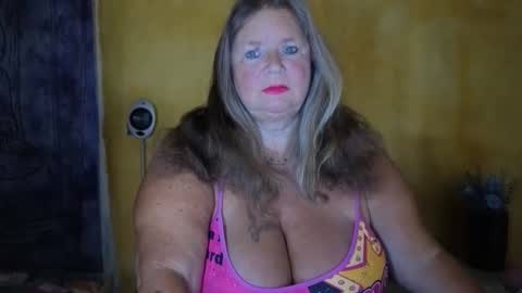 Snapshot of vampwoman chatting on June 8, 2026, 6:36 am vampwoman online show from June 8, 2026, 6:36 am