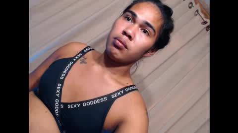 vampy_ebony_laxine online show from October 20, 2025, 3:29 am