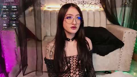 Snapshot of vampy_girl chatting on October 19, 2025, 9:04 pm Follow me in me ONLYFANS Giselxox online show from October 19, 2025, 9:04 pm