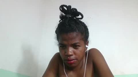 vanafiry online show from February 6, 2025, 6:46 pm