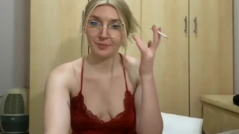 Snapshot of vanda26 chatting on February 3, 2025, 8:24 am Vanda online show from February 3, 2025, 8:24 am