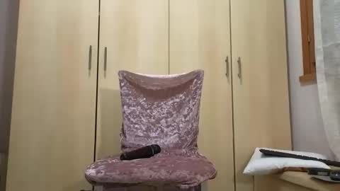 Snapshot of vanda26 chatting on February 7, 2025, 5:41 am Vanda online show from February 7, 2025, 5:41 am