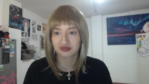 Snapshot of vandalovee chatting on January 12, 2025, 1:21 am Babi Alu online show from January 12, 2025, 1:21 am