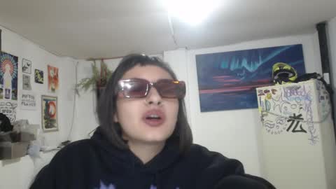 Snapshot of vandalovee chatting on January 13, 2025, 3:45 am Babi Alu online show from January 13, 2025, 3:45 am