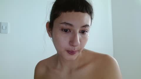 Snapshot of vandalovee chatting on January 15, 2025, 8:26 pm Babi Alu online show from January 15, 2025, 8:26 pm