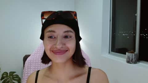 Snapshot of vandalovee chatting on January 21, 2025, 9:35 am Babi Alu online show from January 21, 2025, 9:35 am