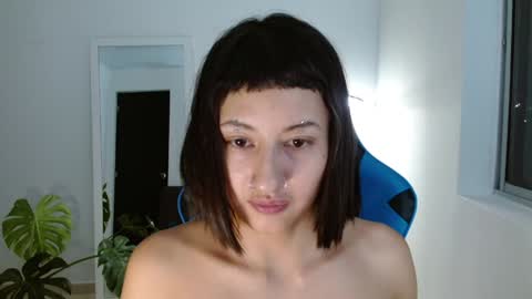 Snapshot of vandalovee chatting on January 23, 2025, 8:25 am Babi Alu online show from January 23, 2025, 8:25 am