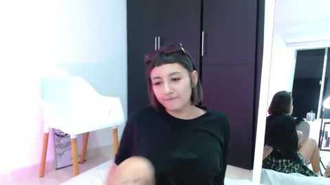 Snapshot of vandalovee chatting on February 15, 2025, 7:49 am Babi Alu online show from February 15, 2025, 7:49 am