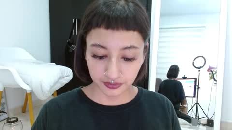 Snapshot of vandalovee chatting on February 17, 2025, 5:58 am Babi Alu online show from February 17, 2025, 5:58 am