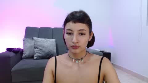 Snapshot of vandalovee chatting on February 27, 2025, 5:45 am Babi Alu online show from February 27, 2025, 5:45 am