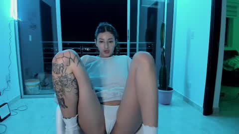 Snapshot of vandalovee chatting on March 6, 2025, 5:57 am Babi Alu online show from March 6, 2025, 5:57 am