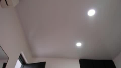 Snapshot of vandalovee chatting on October 12, 2025, 12:15 pm Babi Alu online show from October 12, 2025, 12:15 pm