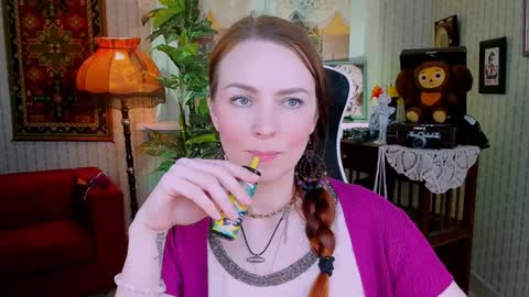 Snapshot of vandarossi chatting on December 13, 2024, 9:35 am Vanda online show from December 13, 2024, 9:35 am